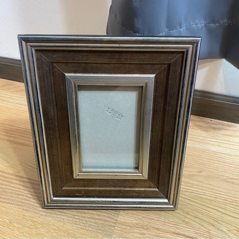 Silver Brown Wooded Picture Frame 4x6 Home Decor
